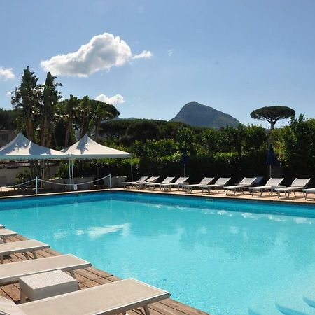 Esperidi Resort Sorrento Exteriör bild
