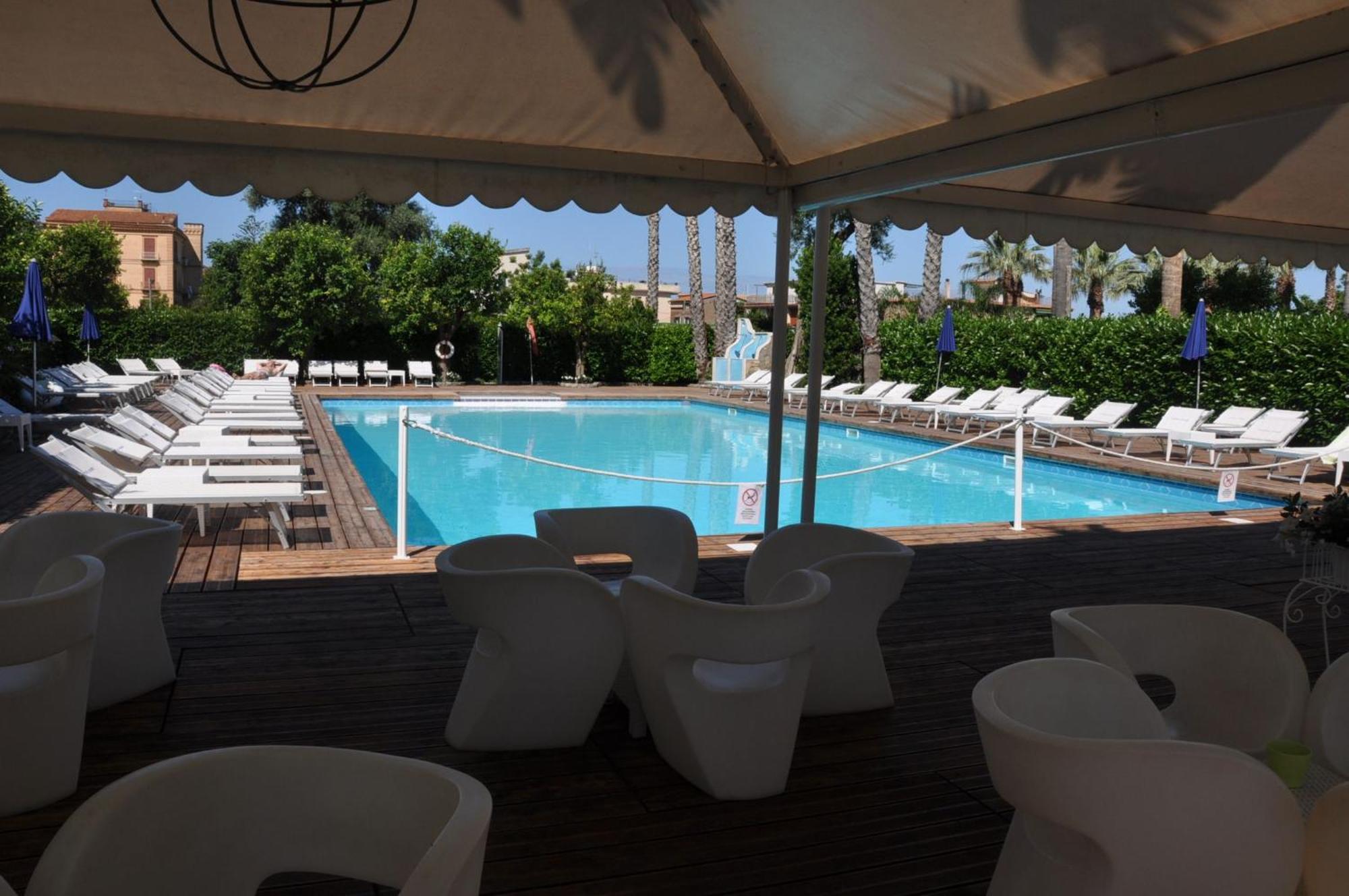 Esperidi Resort Sorrento Exteriör bild